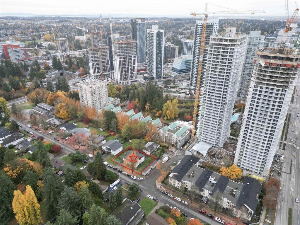 9935-9937 138 Street, Surrey, British Columbia  V3T 5E3 - Photo 8 - R3161399