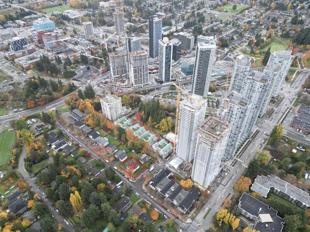 9935-9937 138 Street, Surrey, British Columbia  V3T 5E3 - Photo 3 - R3161399