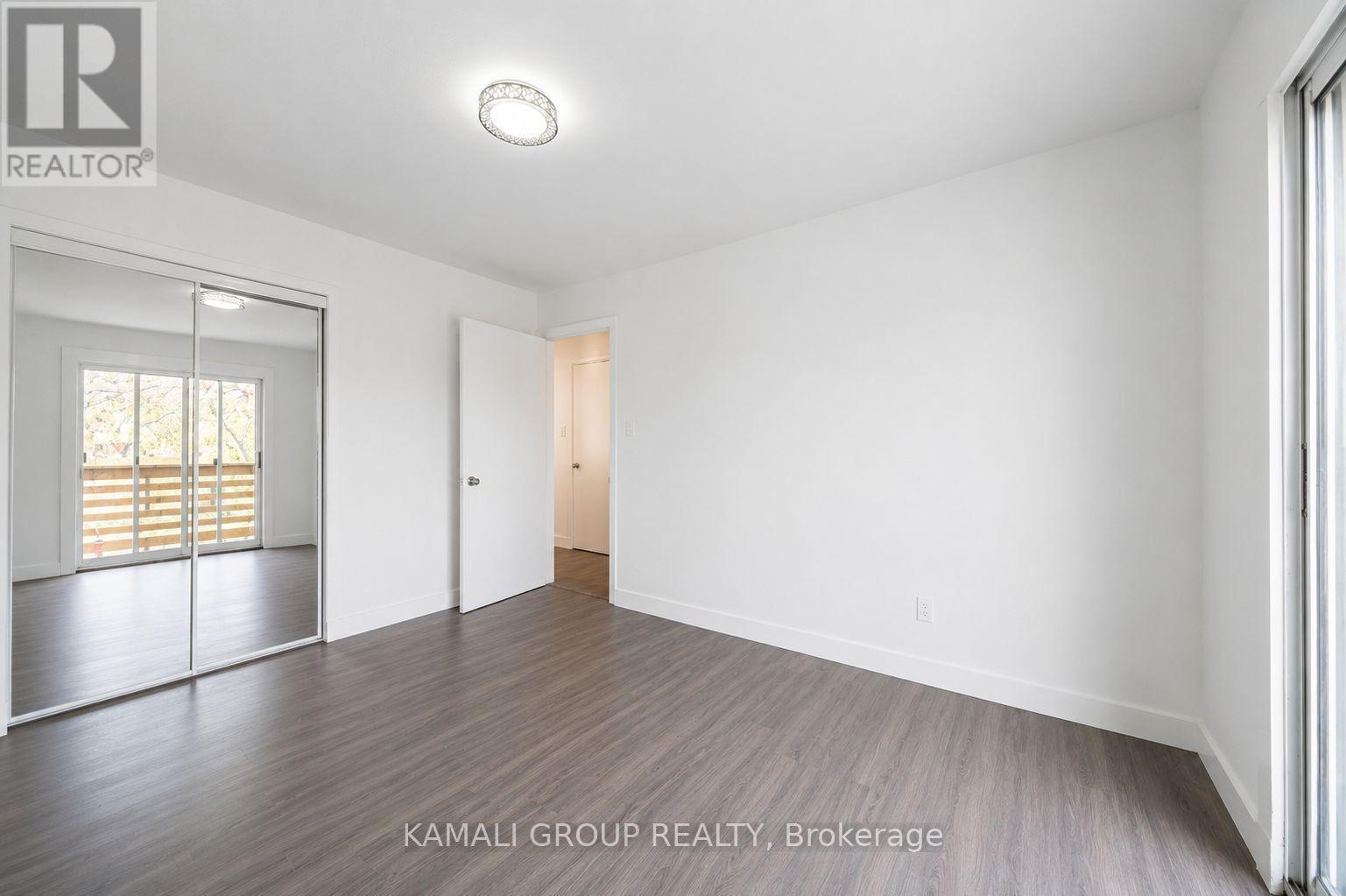 Main - 629 Gibb Street, Oshawa, Ontario  L1J 1Z6 - Photo 10 - E13743008