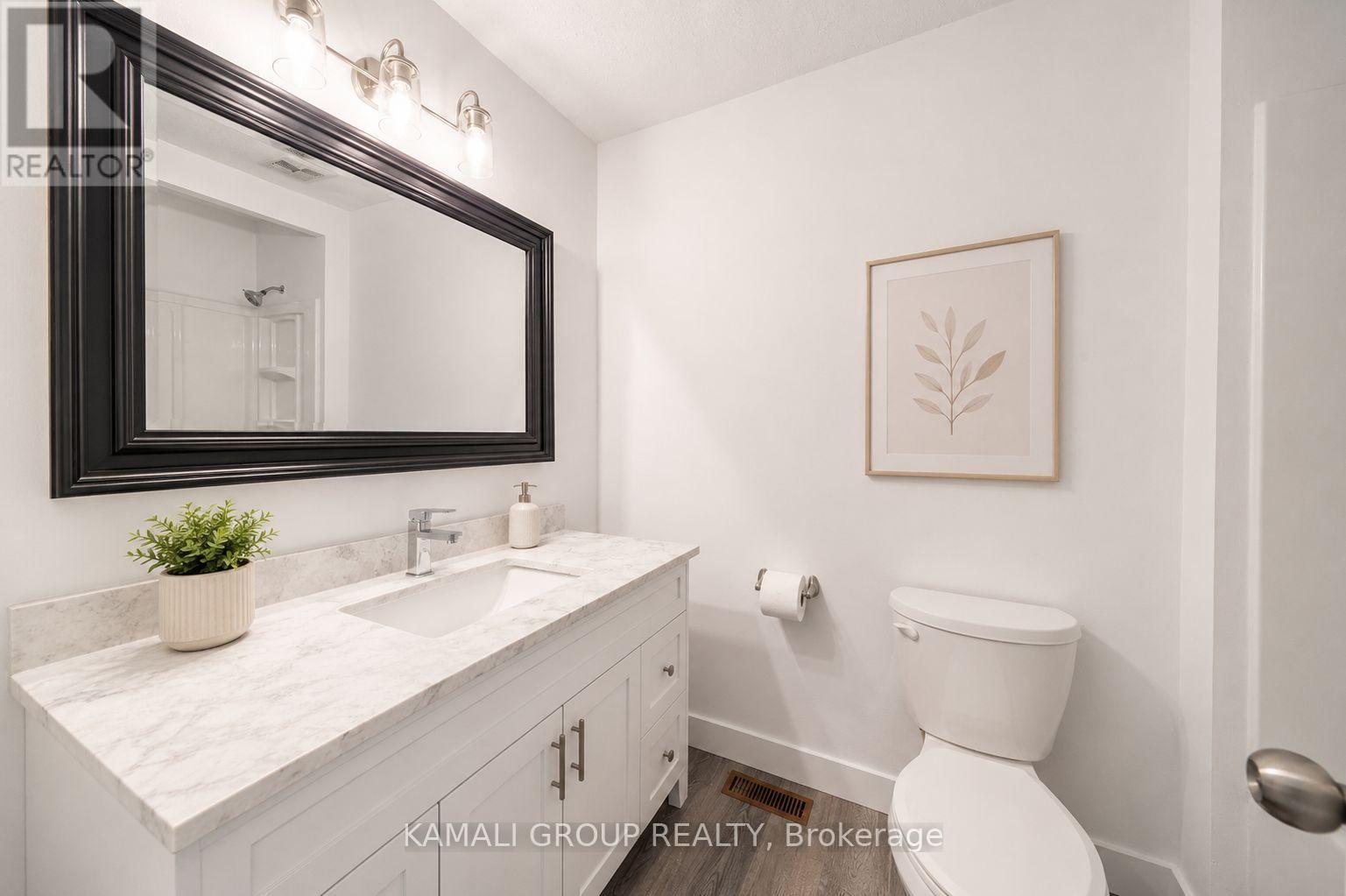 Main - 629 Gibb Street, Oshawa, Ontario  L1J 1Z6 - Photo 16 - E13743008