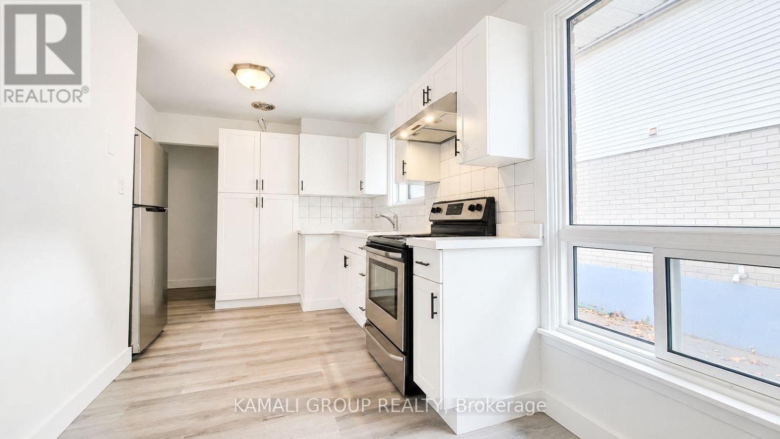 Main - 629 Gibb Street, Oshawa, Ontario  L1J 1Z6 - Photo 5 - E13743008