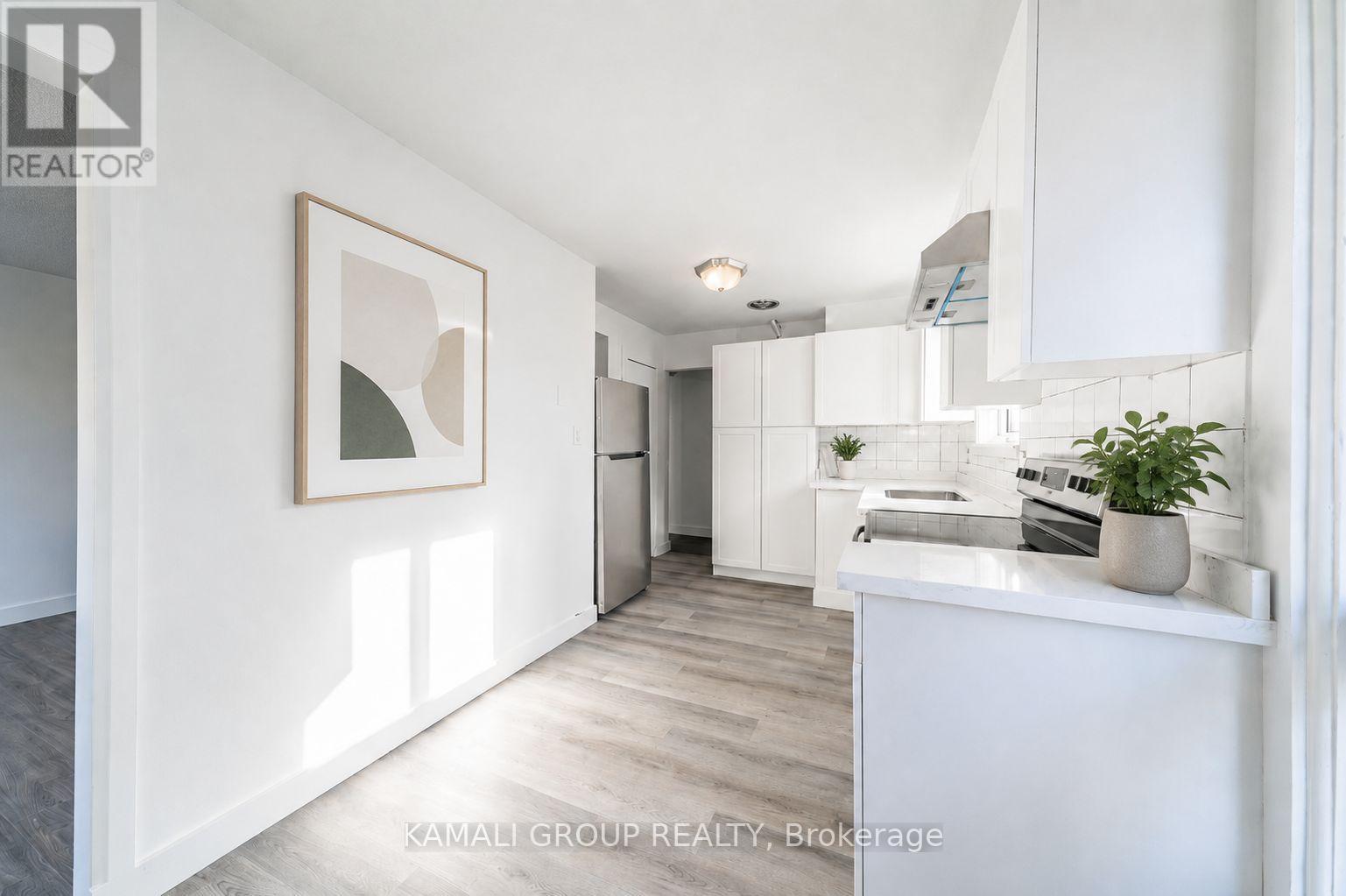 Main - 629 Gibb Street, Oshawa, Ontario  L1J 1Z6 - Photo 7 - E13743008