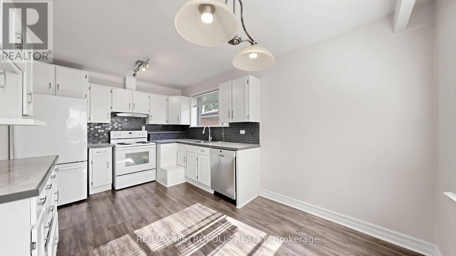 139 Pandora Circle, Toronto, Ontario  M1H 1V8 - Photo 12 - E13743040