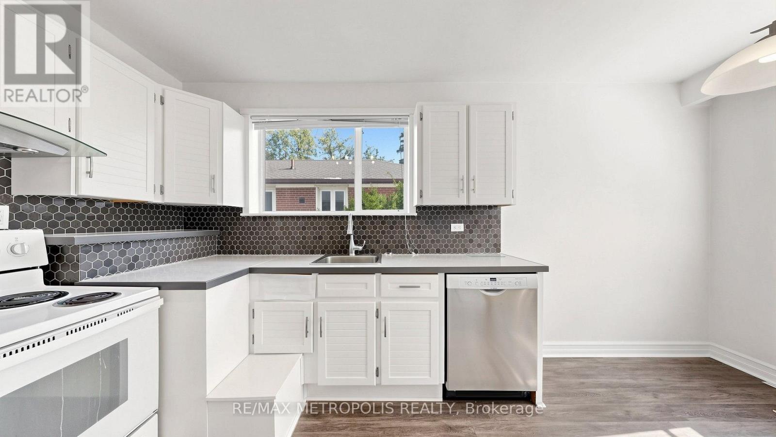 139 Pandora Circle, Toronto, Ontario  M1H 1V8 - Photo 15 - E13743040