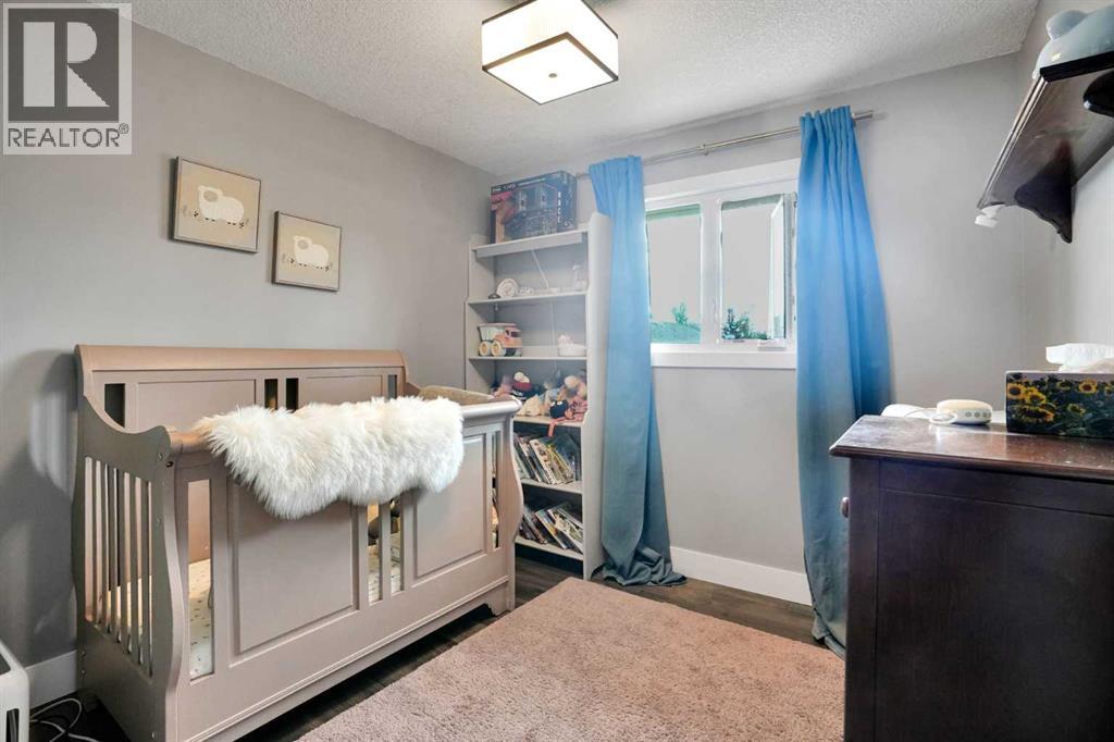35 Queen Isabella Close Se, Calgary, Alberta  T2J 3R2 - Photo 18 - A2339902
