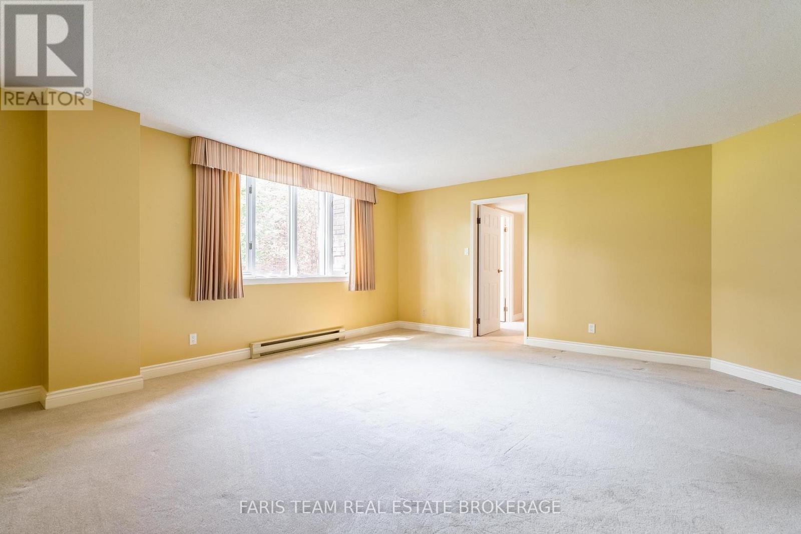 202 - 95 Matchedash Street N, Orillia, Ontario L3V 4T9 - Photo 17 - S13742958