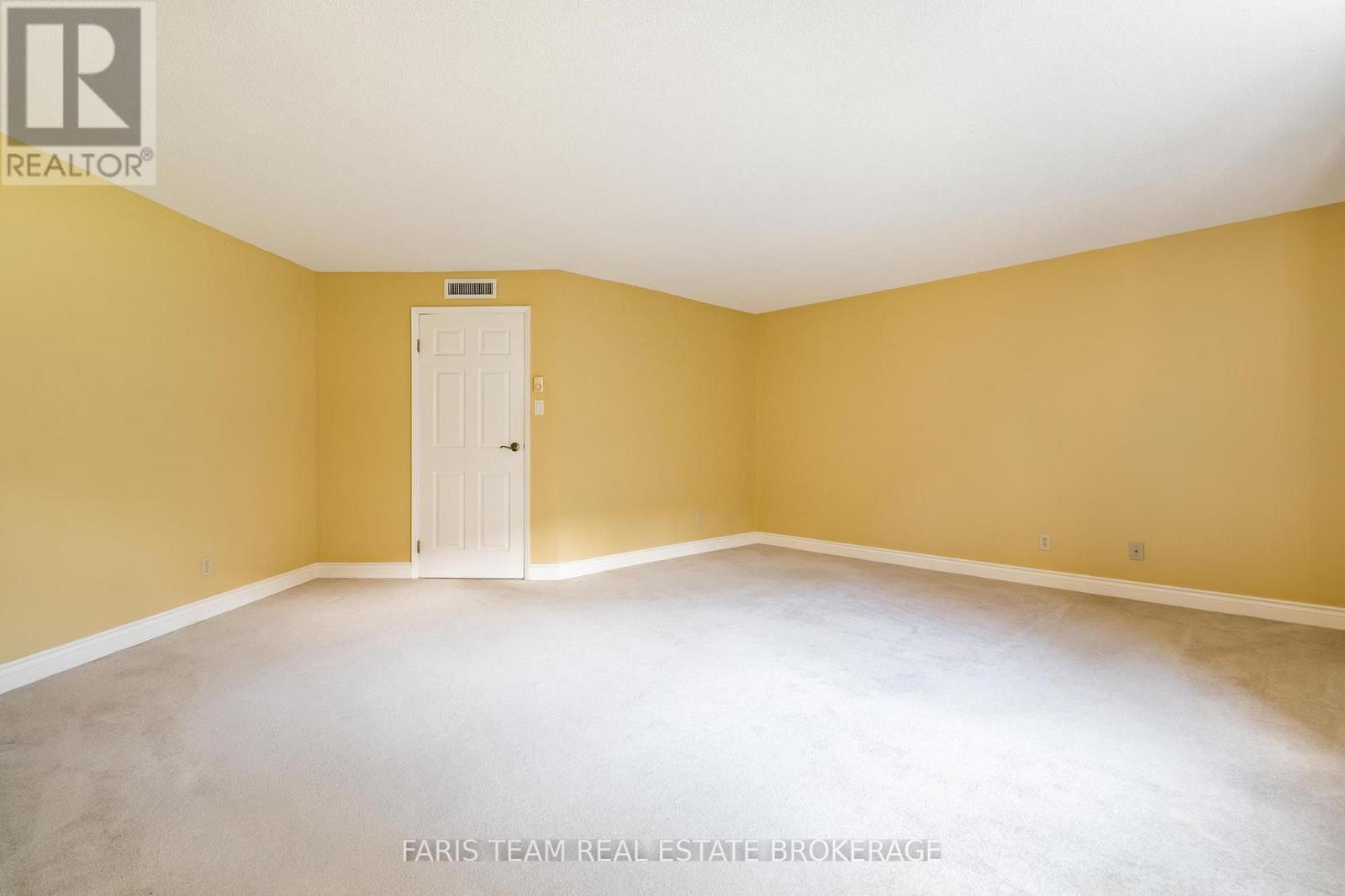 202 - 95 Matchedash Street N, Orillia, Ontario L3V 4T9 - Photo 18 - S13742958