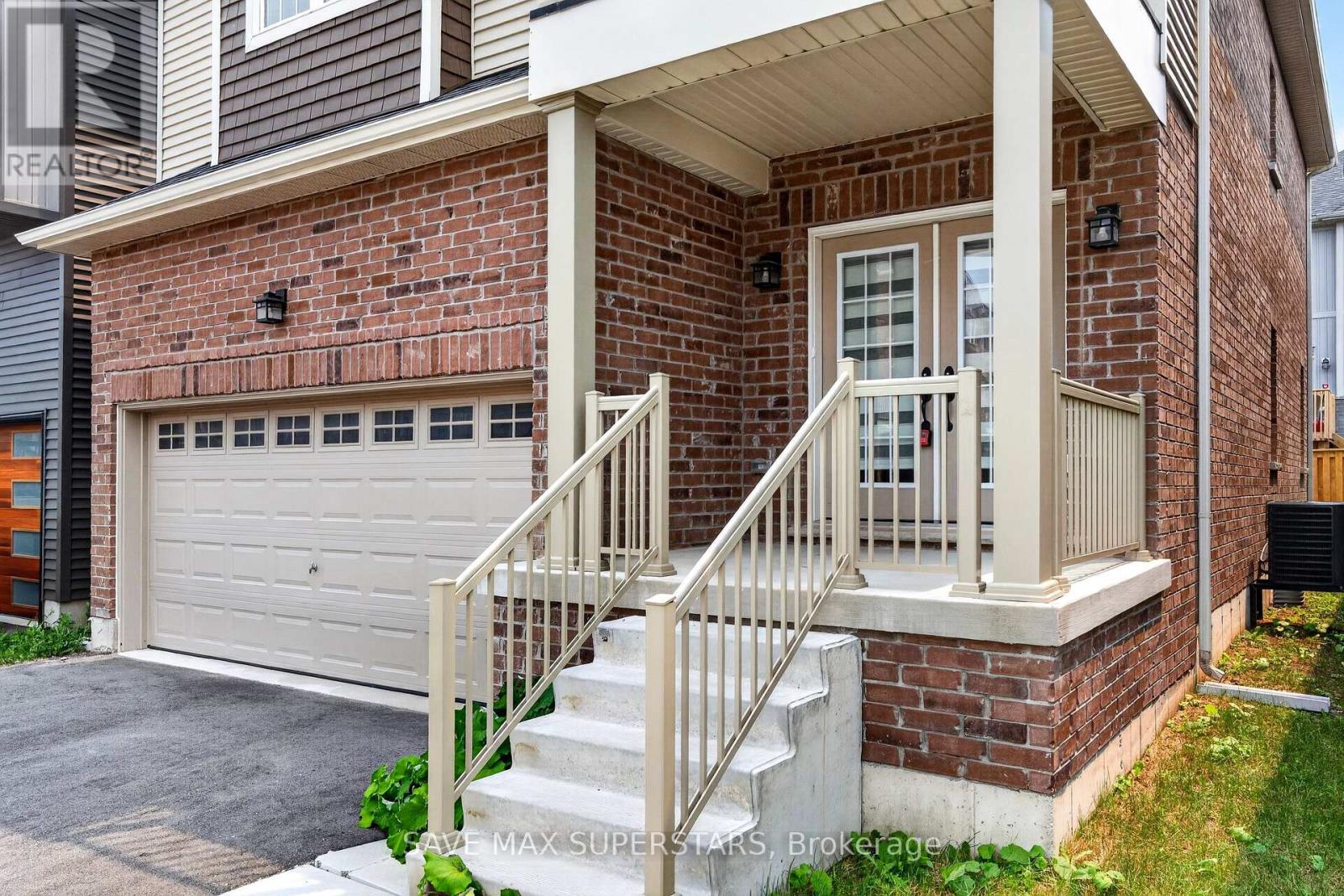 59 Wheatfield Road, Barrie, Ontario  L9J 0T4 - Photo 4 - S13743054