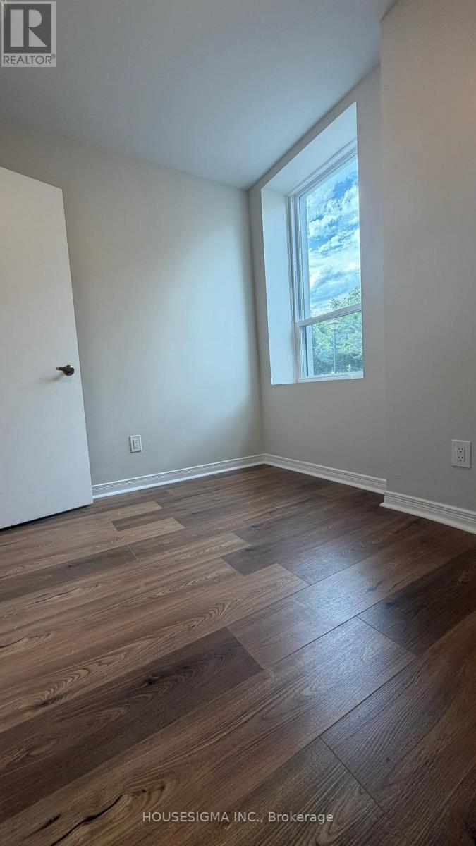 Main Floor Unit - 28 West Street N, Orillia, Ontario L3V 5B8 - Photo 14 - S13743082