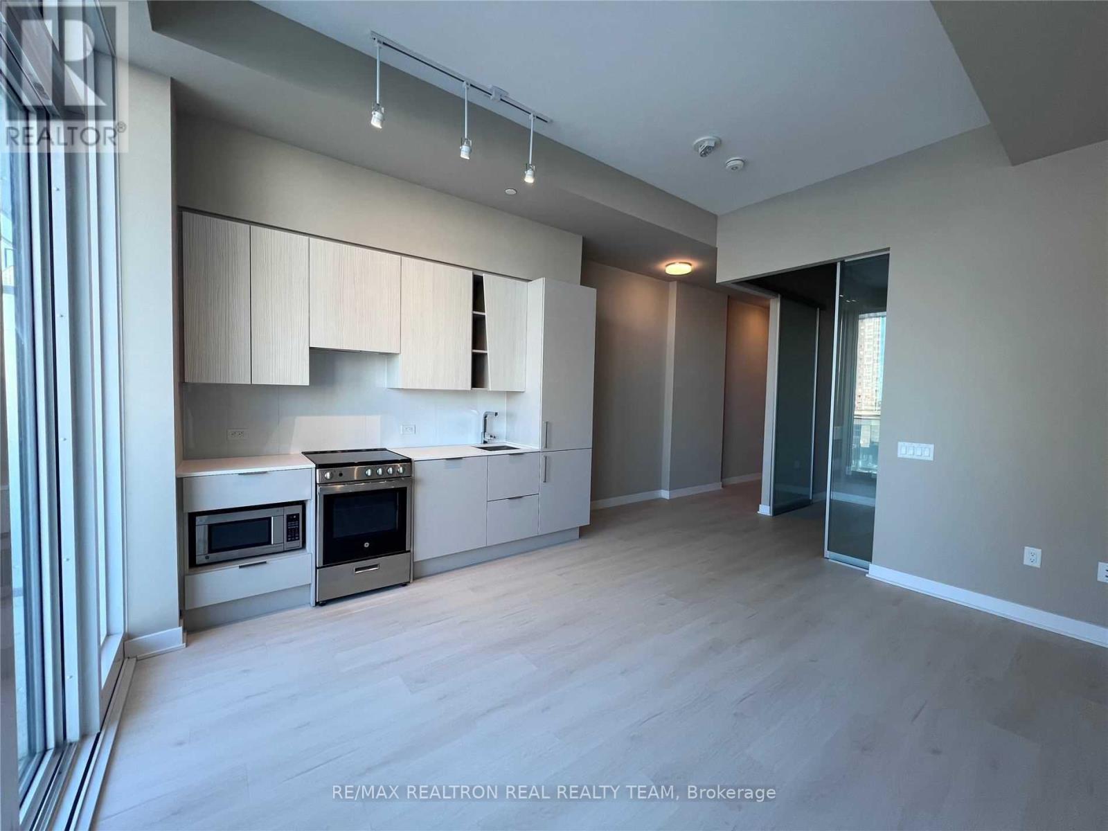 316 - 3900 Confederation Parkway, Mississauga, Ontario L5B 0M3 - Photo 7 - W13743010