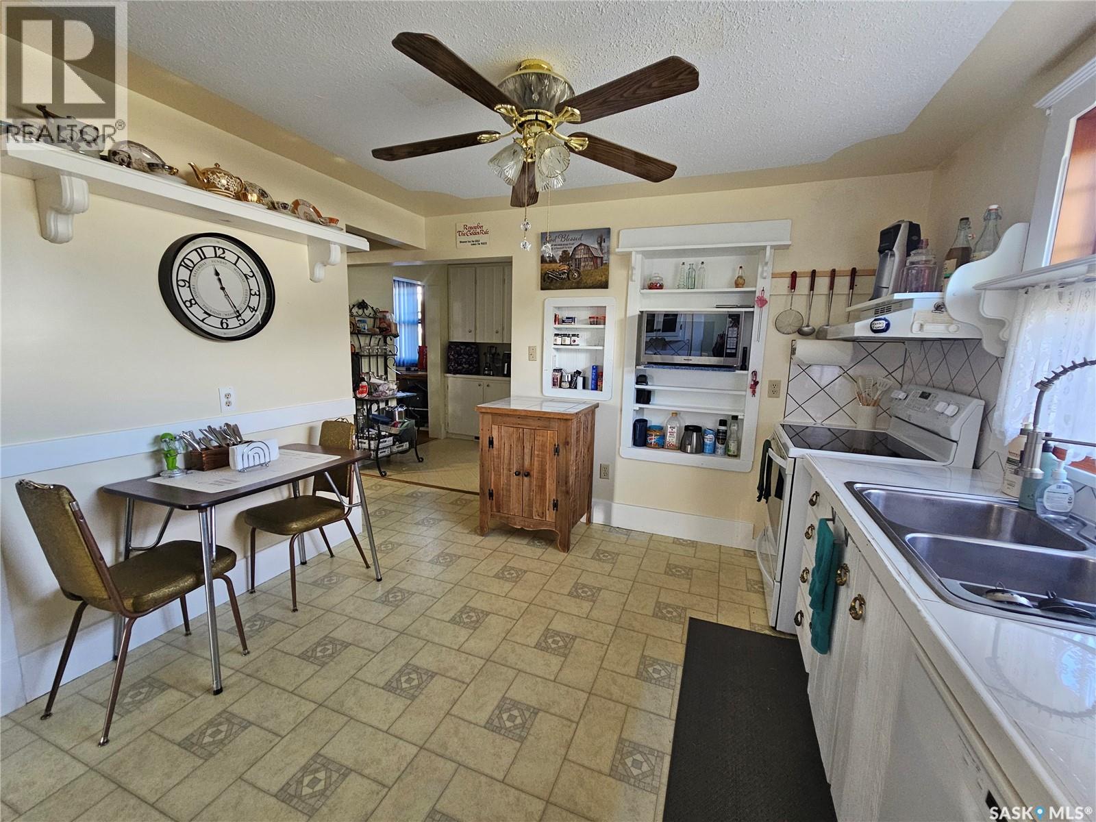 2303 Buick Street, Cadillac, Saskatchewan  S0N 0K0 - Photo 5 - SK047439