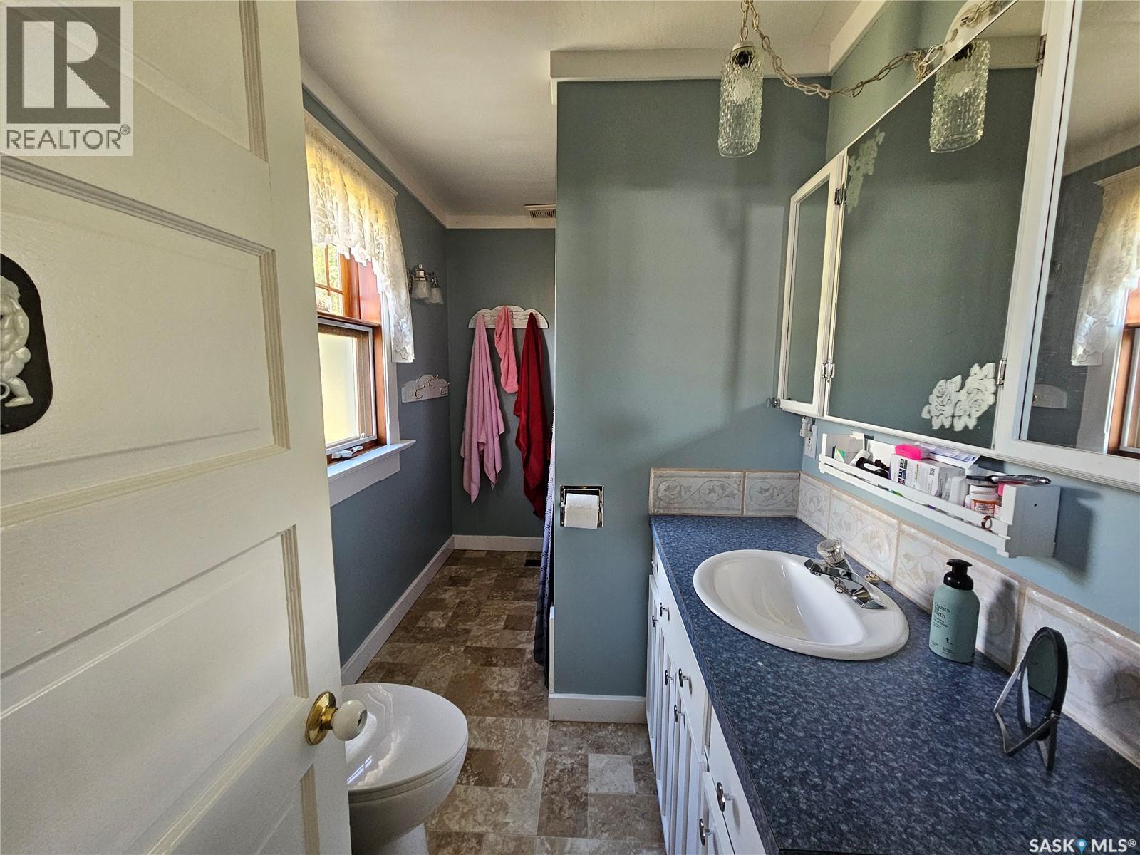 2303 Buick Street, Cadillac, Saskatchewan  S0N 0K0 - Photo 7 - SK047439