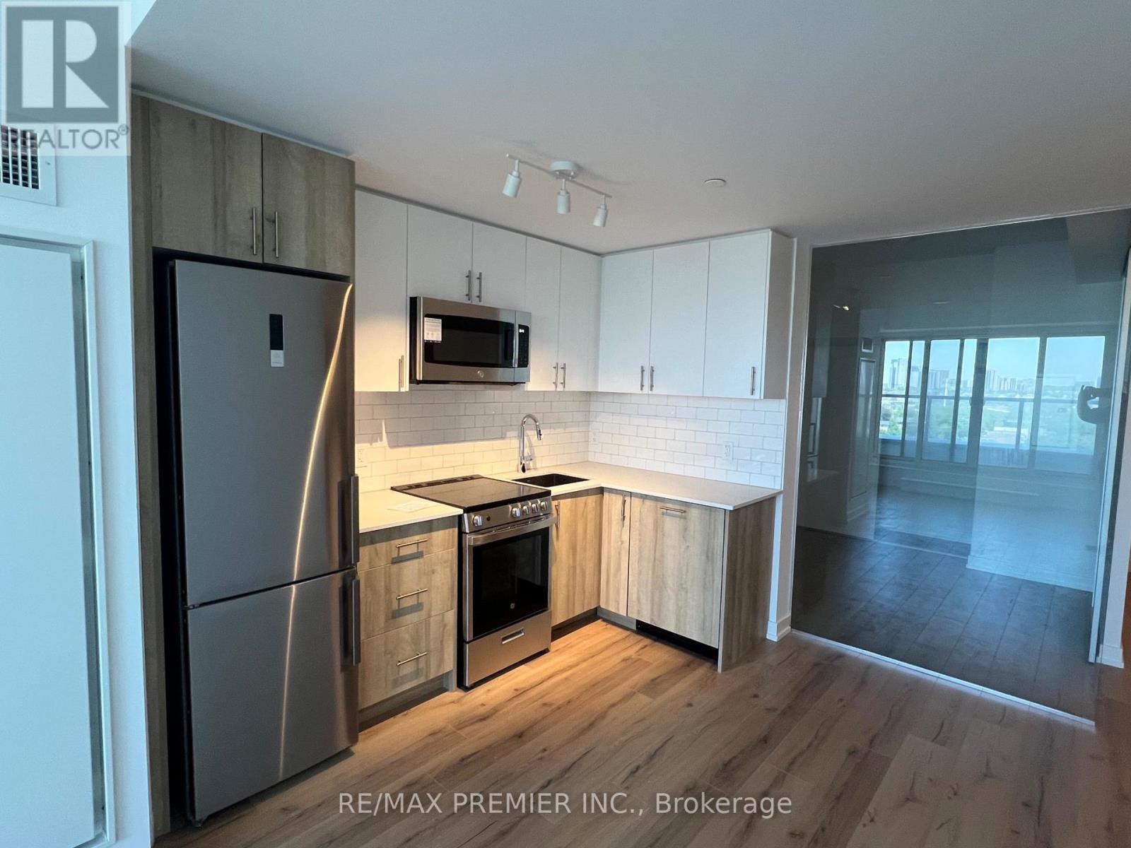 903 - 1195 The Queensway, Toronto, Ontario  M8Z 1R6 - Photo 7 - W13743012