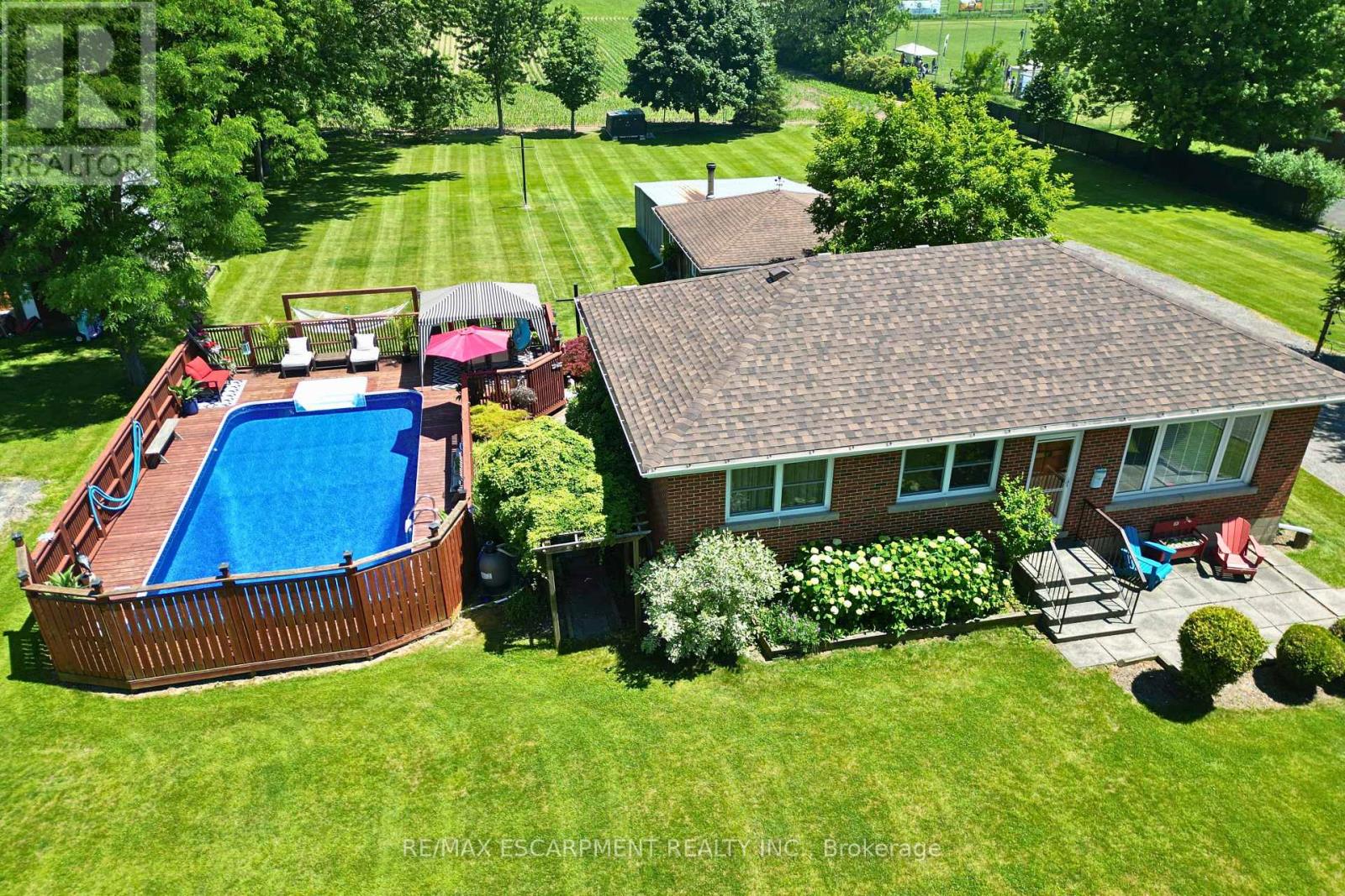 1065 Woodburn Road, Hamilton, Ontario  L0R 1P0 - Photo 1 - X13742996
