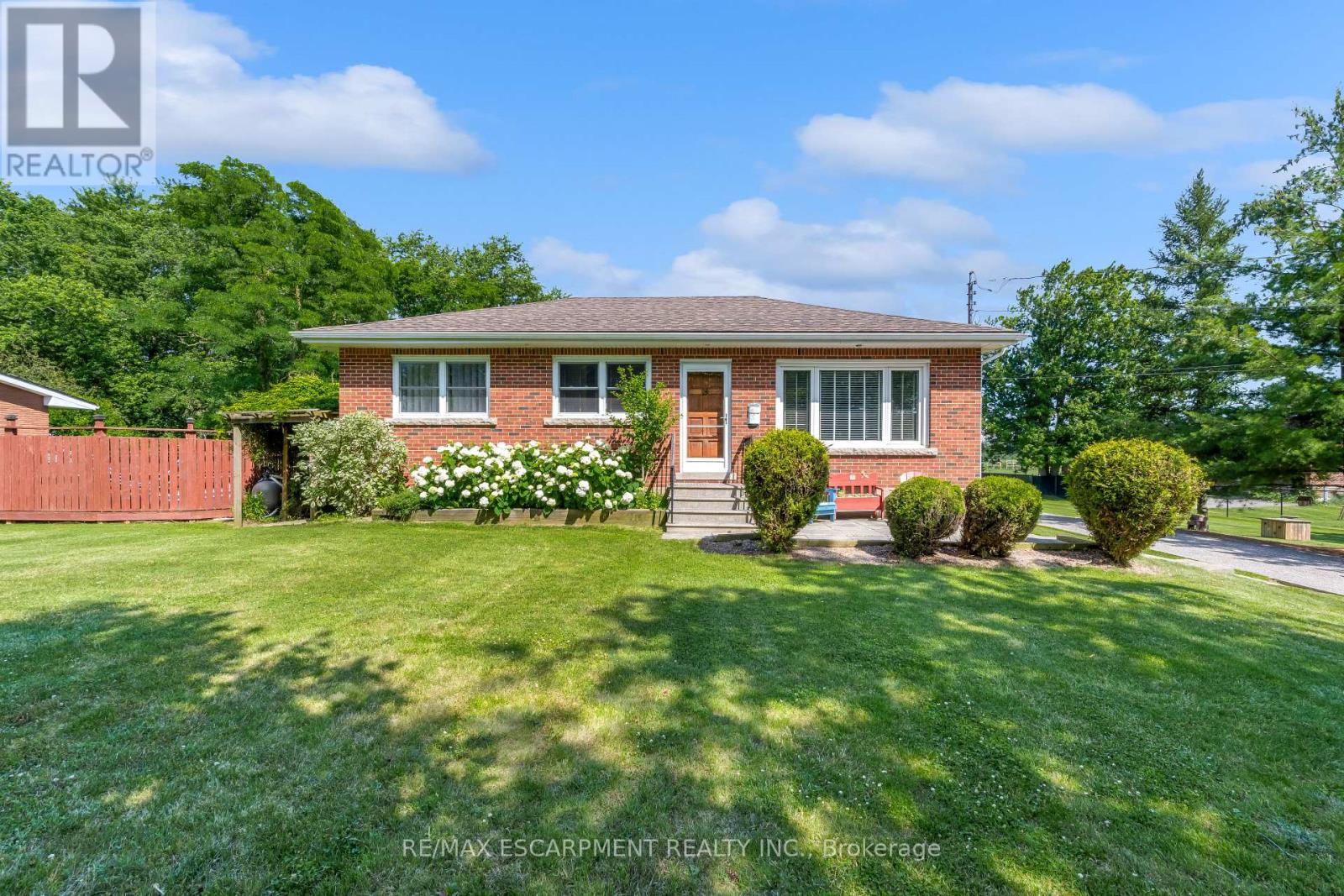 1065 Woodburn Road, Hamilton, Ontario  L0R 1P0 - Photo 5 - X13742996