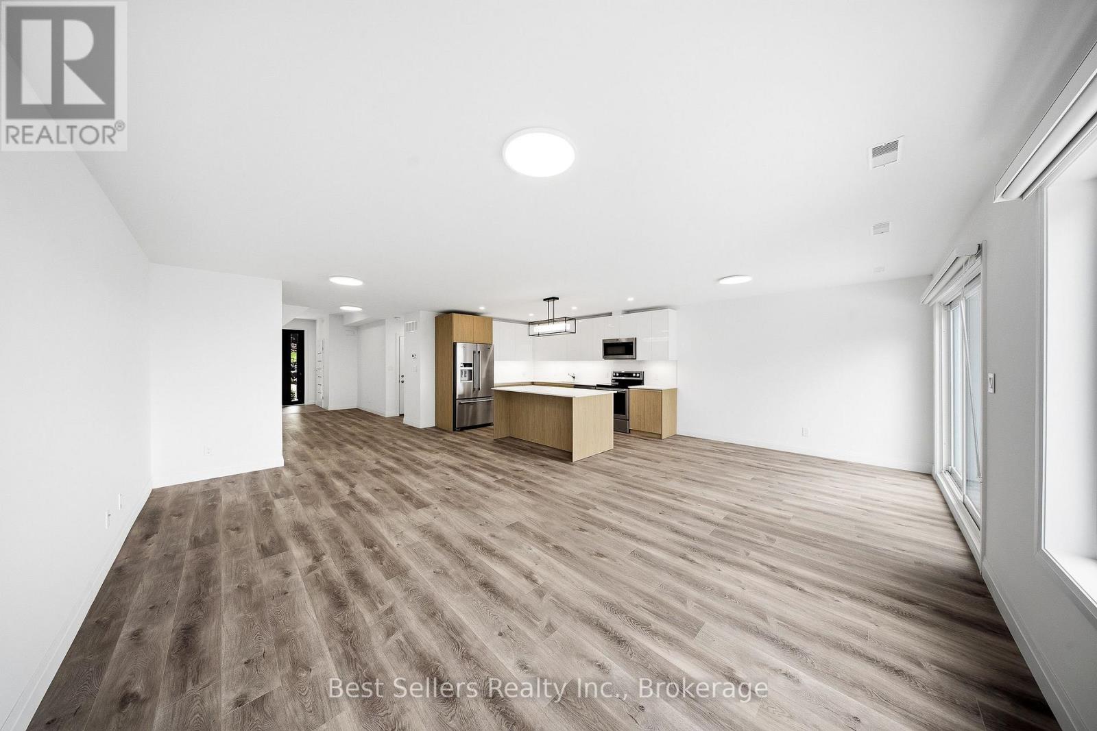 9 Horizon Lane, Huntsville, Ontario  P1H 0G6 - Photo 9 - X13743018
