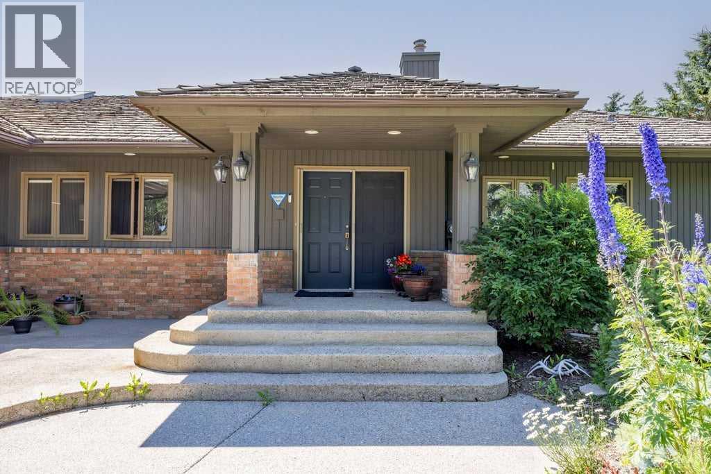 19 Westbluff Place, Rural Rocky View County, Alberta  T3Z 3N9 - Photo 6 - A2334683