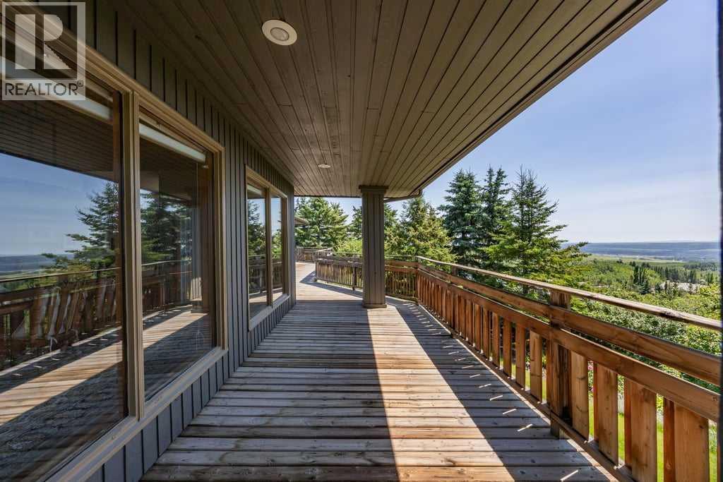 19 Westbluff Place, Rural Rocky View County, Alberta  T3Z 3N9 - Photo 38 - A2334683