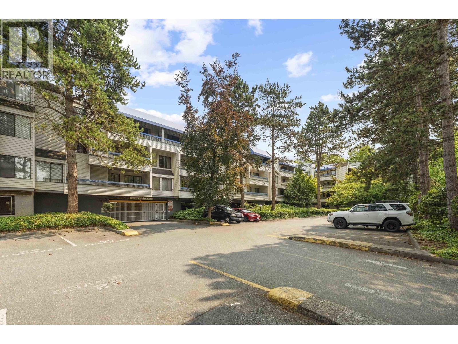302 5800 Cooney Road, Richmond, British Columbia  V6X 3A8 - Photo 2 - R3161374