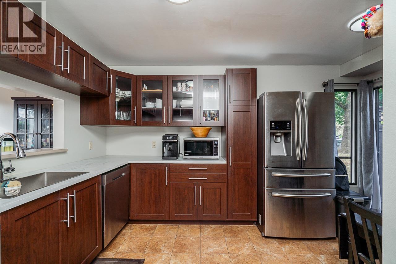 6531 Pimlico Way, Richmond, British Columbia  V6Y 2Y1 - Photo 10 - R3161398