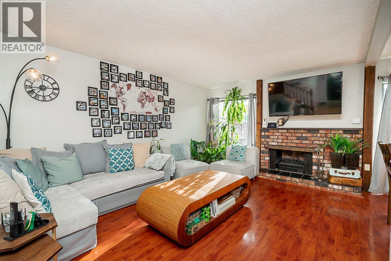 6531 Pimlico Way, Richmond, British Columbia  V6Y 2Y1 - Photo 4 - R3161398