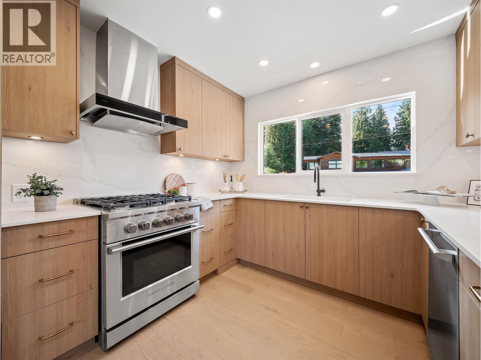 3975 Highland Boulevard, North Vancouver, British Columbia  V7R 2Y7 - Photo 6 - R3161384