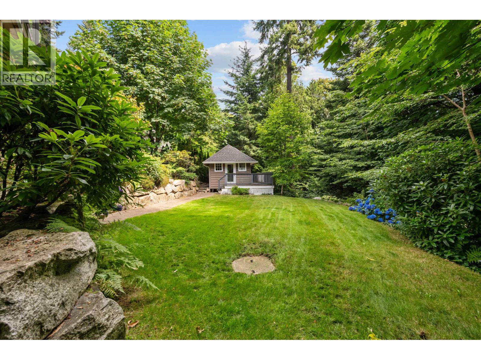 6240 St. Georges Avenue, West Vancouver, British Columbia  V7W 1Z7 - Photo 29 - R3161407