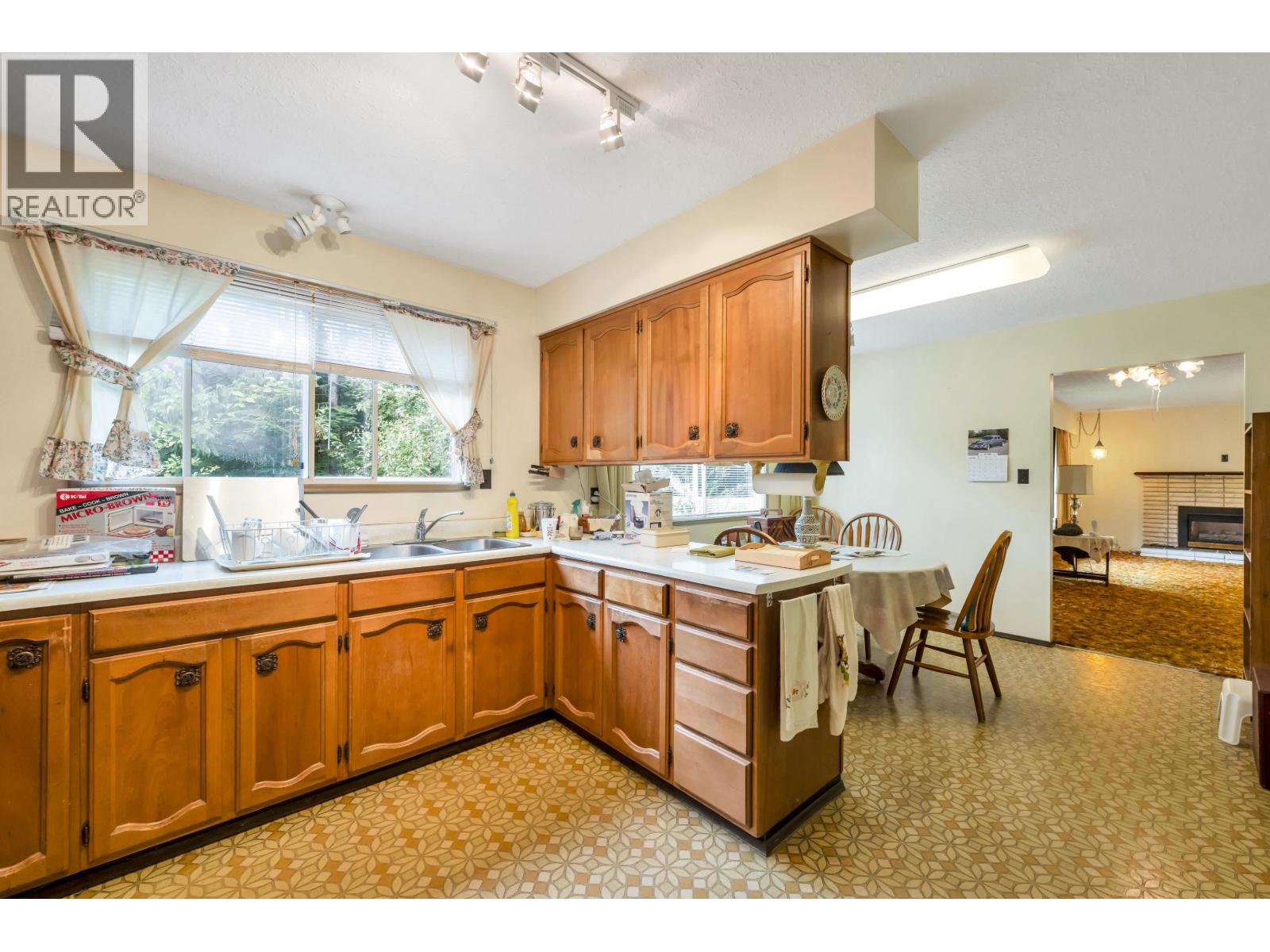 28595 Dewdney Trunk Road, Maple Ridge, British Columbia  V2W 1M1 - Photo 14 - R3122489
