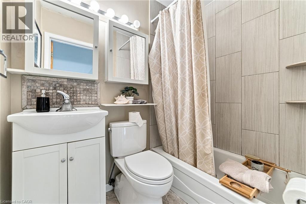 177 York Road, Dundas, Ontario  L9H 1M8 - Photo 9 - 40859516