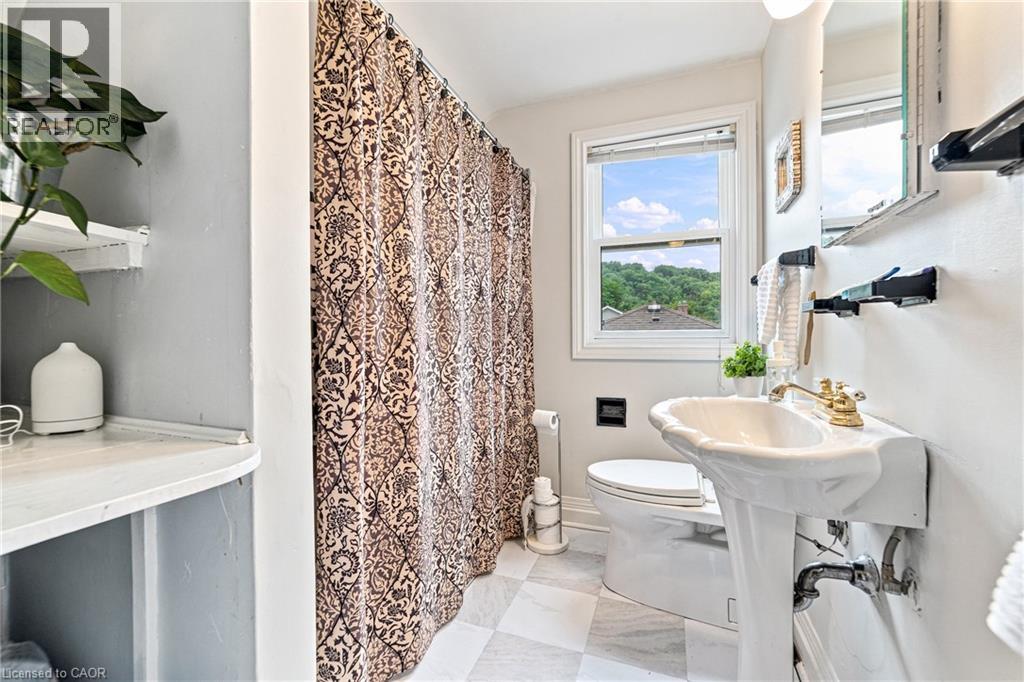 177 York Road, Dundas, Ontario  L9H 1M8 - Photo 13 - 40859516