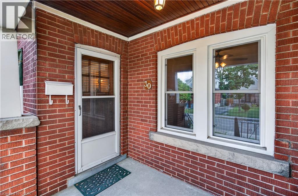 30 Barons Avenue N, Hamilton, Ontario  L8H 5A2 - Photo 6 - 40859775