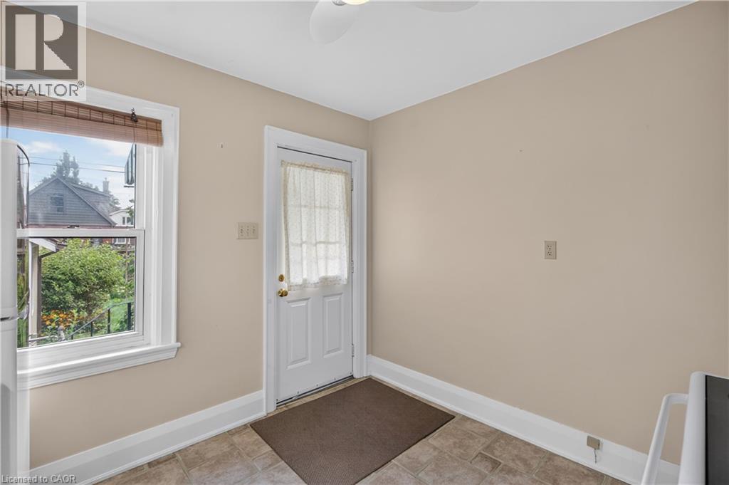 30 Barons Avenue N, Hamilton, Ontario  L8H 5A2 - Photo 19 - 40859775