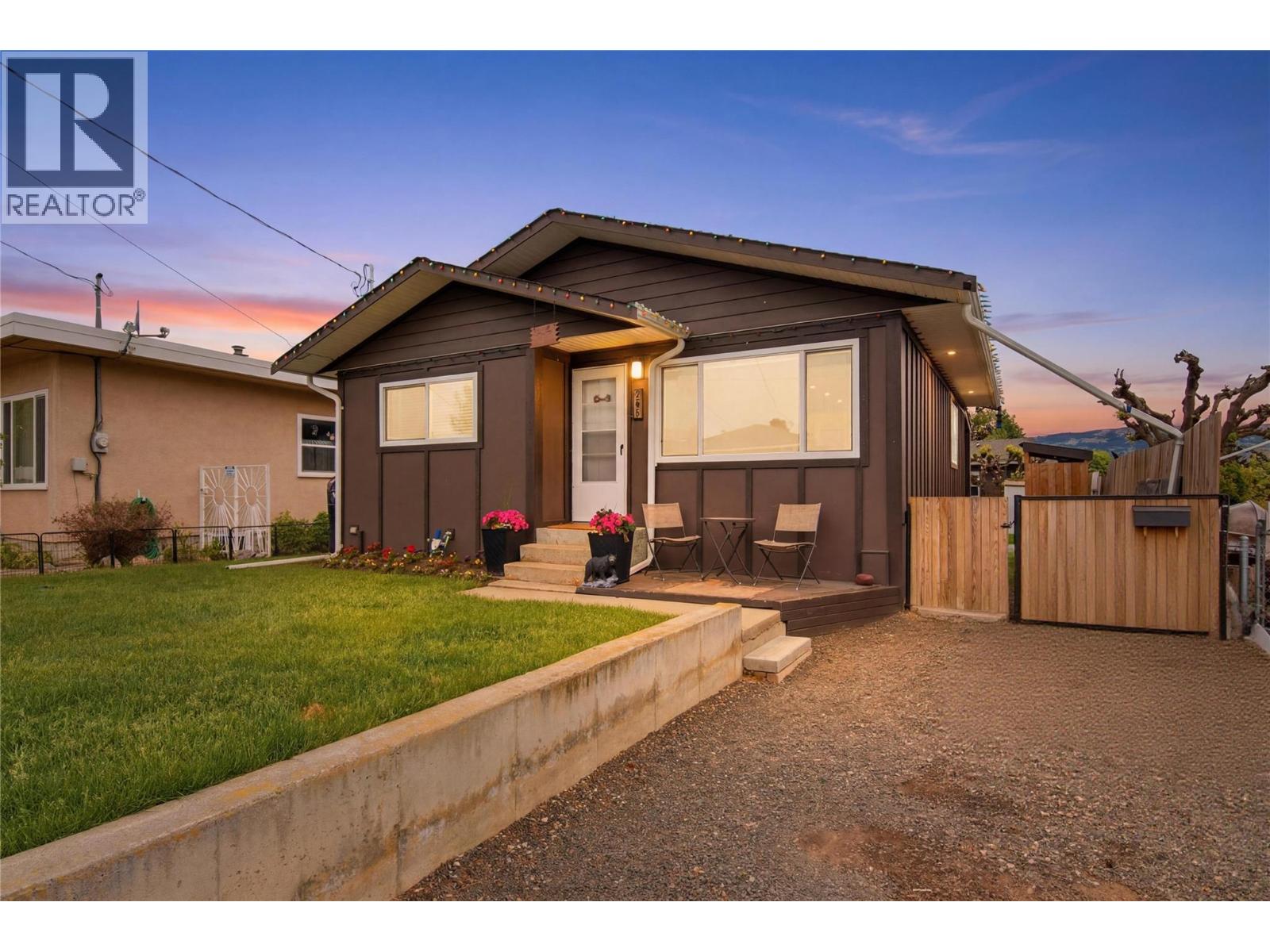 363 Willow Street, Kamloops, British Columbia V2B 4C8 - Photo 1 - 10399198