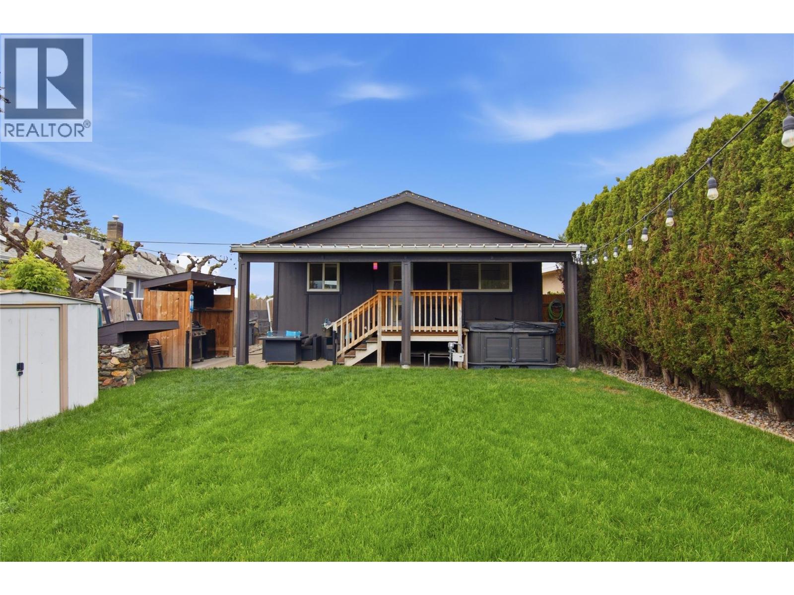 363 Willow Street, Kamloops, British Columbia V2B 4C8 - Photo 5 - 10399198