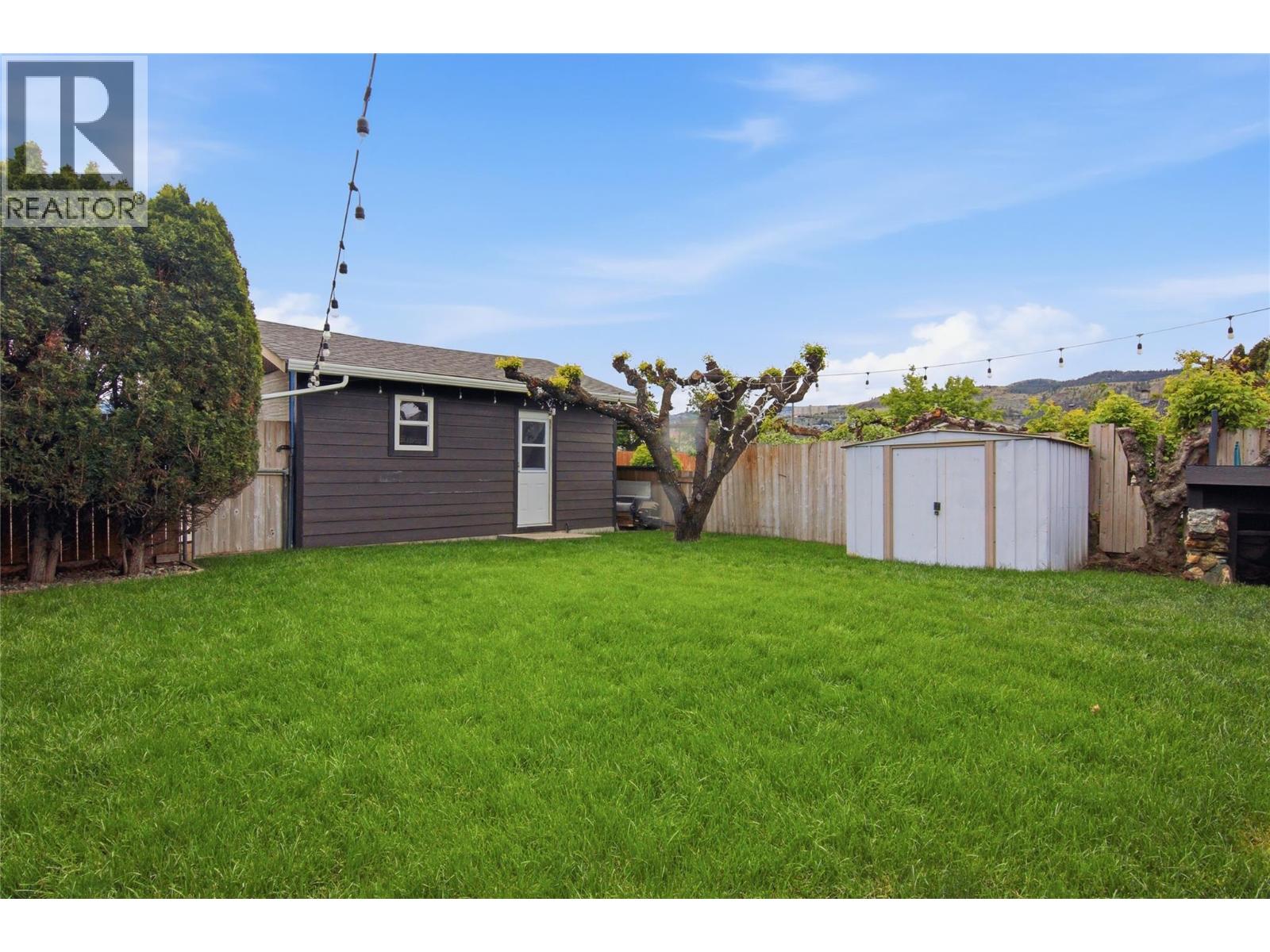 363 Willow Street, Kamloops, British Columbia V2B 4C8 - Photo 7 - 10399198