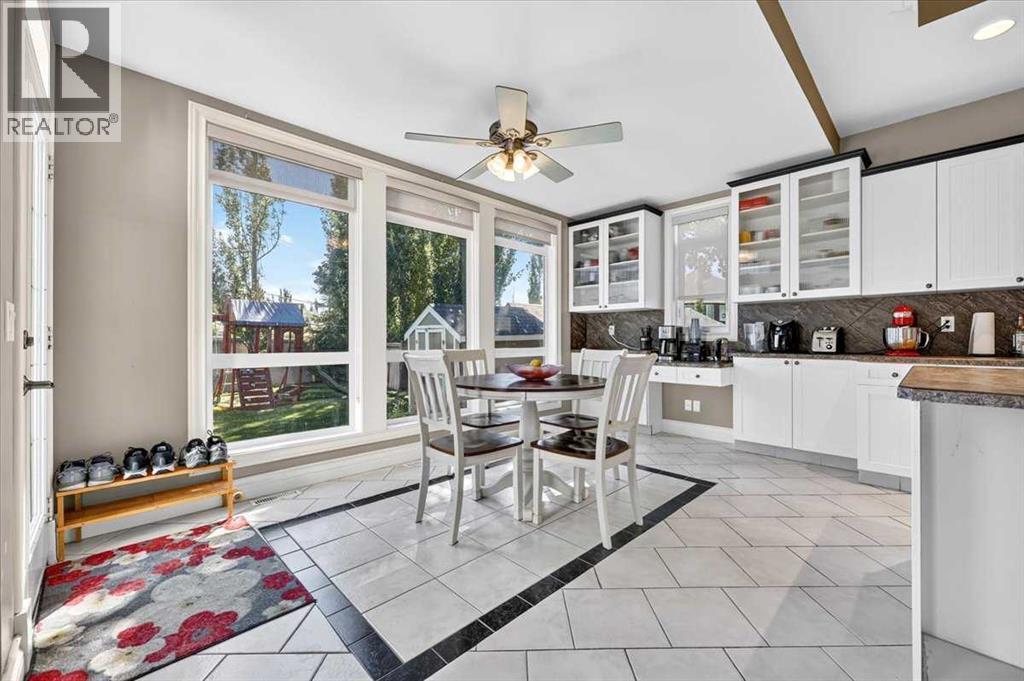 234 Elmont Bay SW, Calgary, Alberta T3H 4X9 - Photo 16 - A2341225