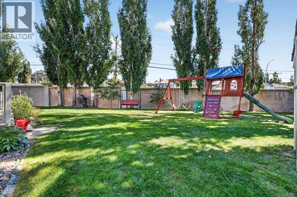234 Elmont Bay SW, Calgary, Alberta T3H 4X9 - Photo 35 - A2341225