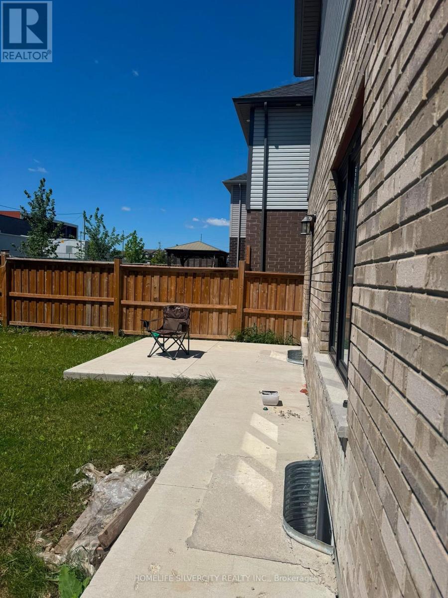 505 Florencedale Crescent, Kitchener, Ontario N2R 0N3 - Photo 19 - X13743132