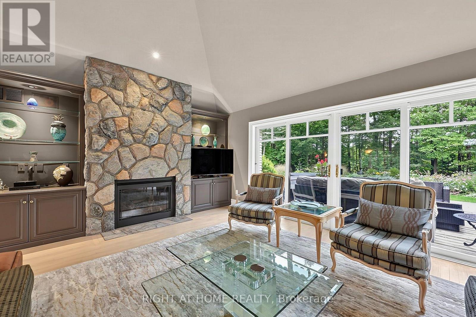 13 Alpine Way, Oro-Medonte, Ontario  L0L 2L0 - Photo 12 - S13742930