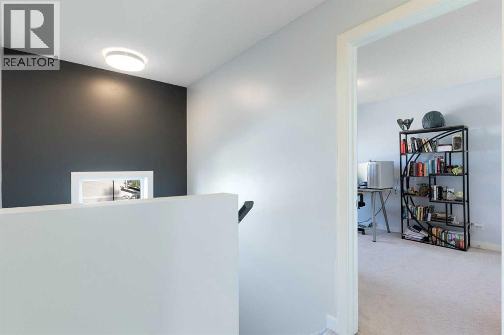 90 Pantego Lane NW, Calgary, Alberta  T3K 0T1 - Photo 25 - A2316923