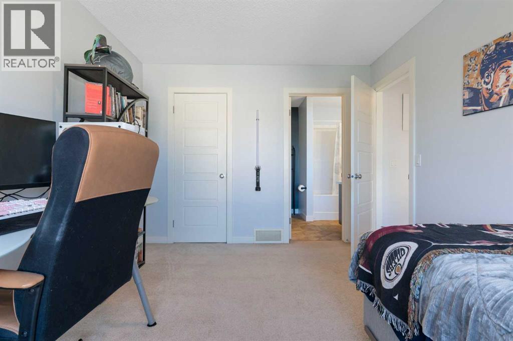 90 Pantego Lane NW, Calgary, Alberta  T3K 0T1 - Photo 22 - A2316923