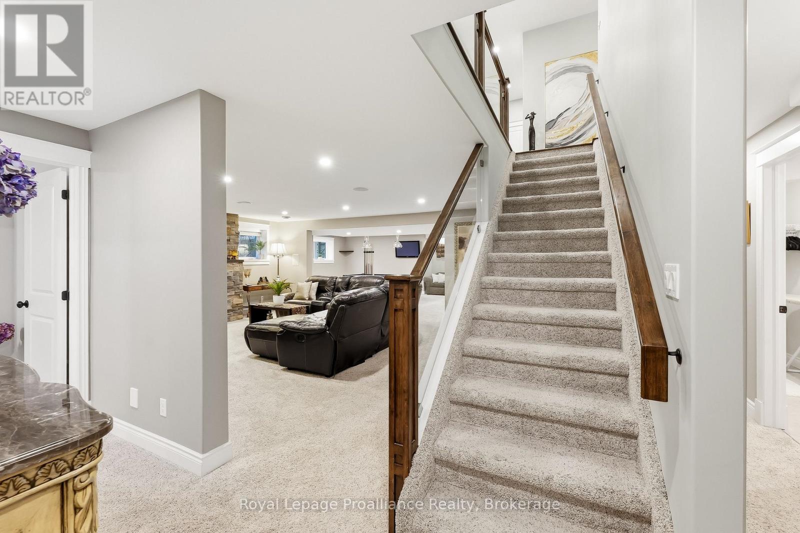 1 Cardinal Court, Quinte West, Ontario  K8V 5P6 - Photo 28 - X13742934