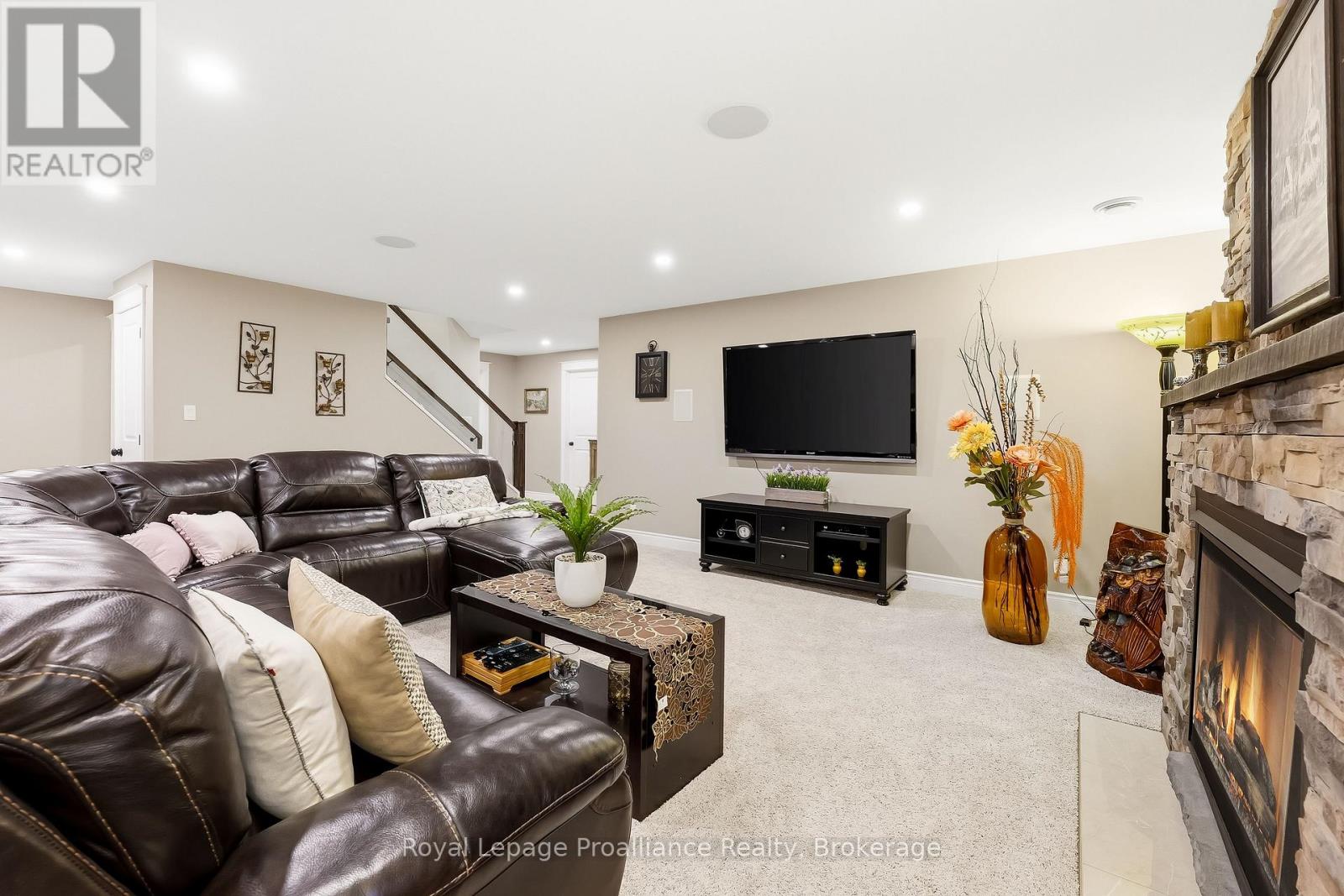 1 Cardinal Court, Quinte West, Ontario  K8V 5P6 - Photo 31 - X13742934