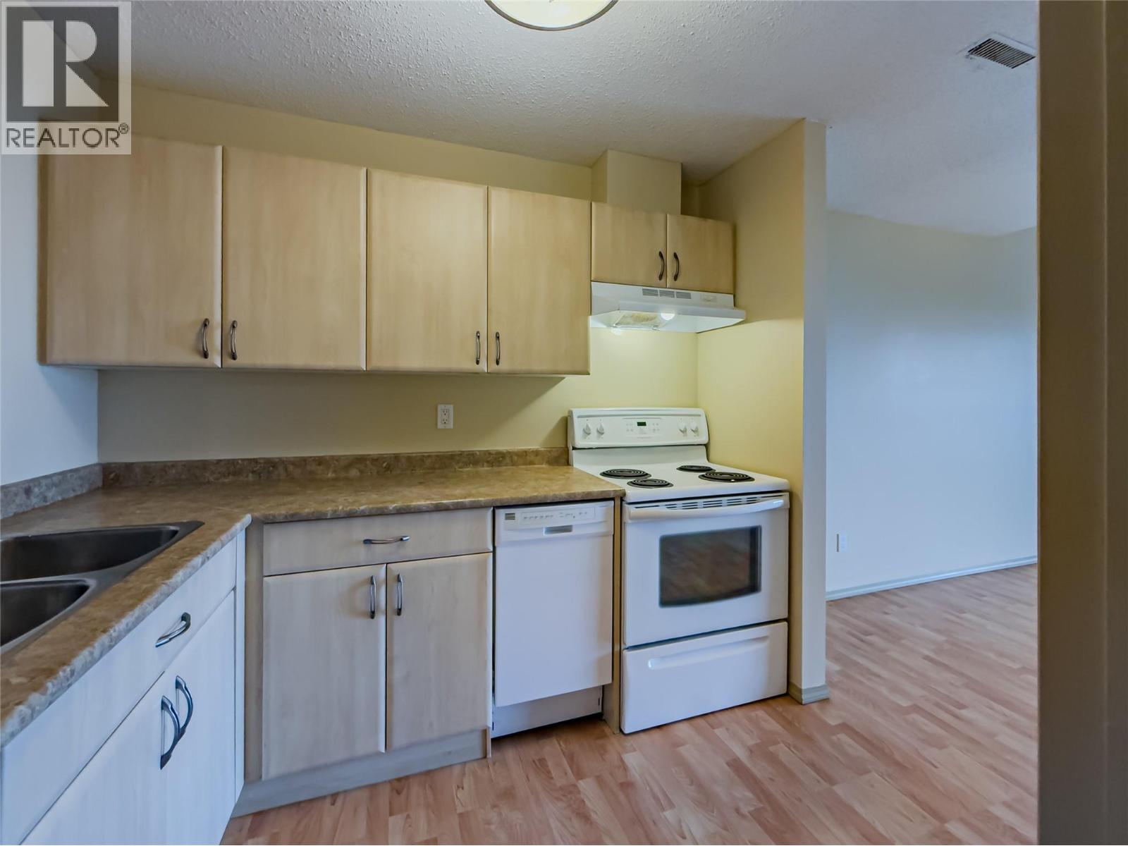1221 Hugh Allan Drive Unit# 38, Kamloops, British Columbia  V1S 1M7 - Photo 16 - 10399549