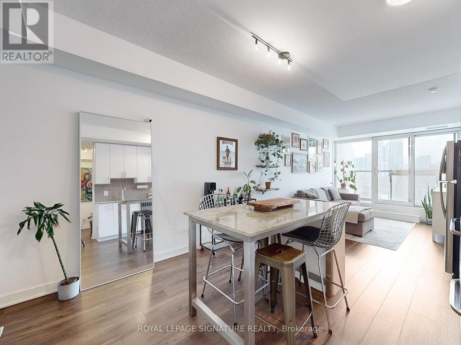 1002 - 260 Sackville Street, Toronto, Ontario  M5A 0B3 - Photo 14 - C13743204