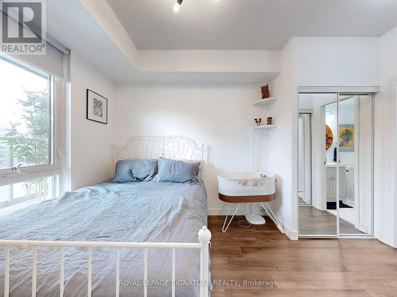 1002 - 260 Sackville Street, Toronto, Ontario  M5A 0B3 - Photo 19 - C13743204