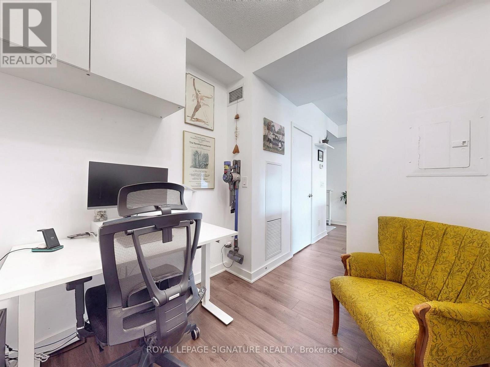1002 - 260 Sackville Street, Toronto, Ontario  M5A 0B3 - Photo 24 - C13743204