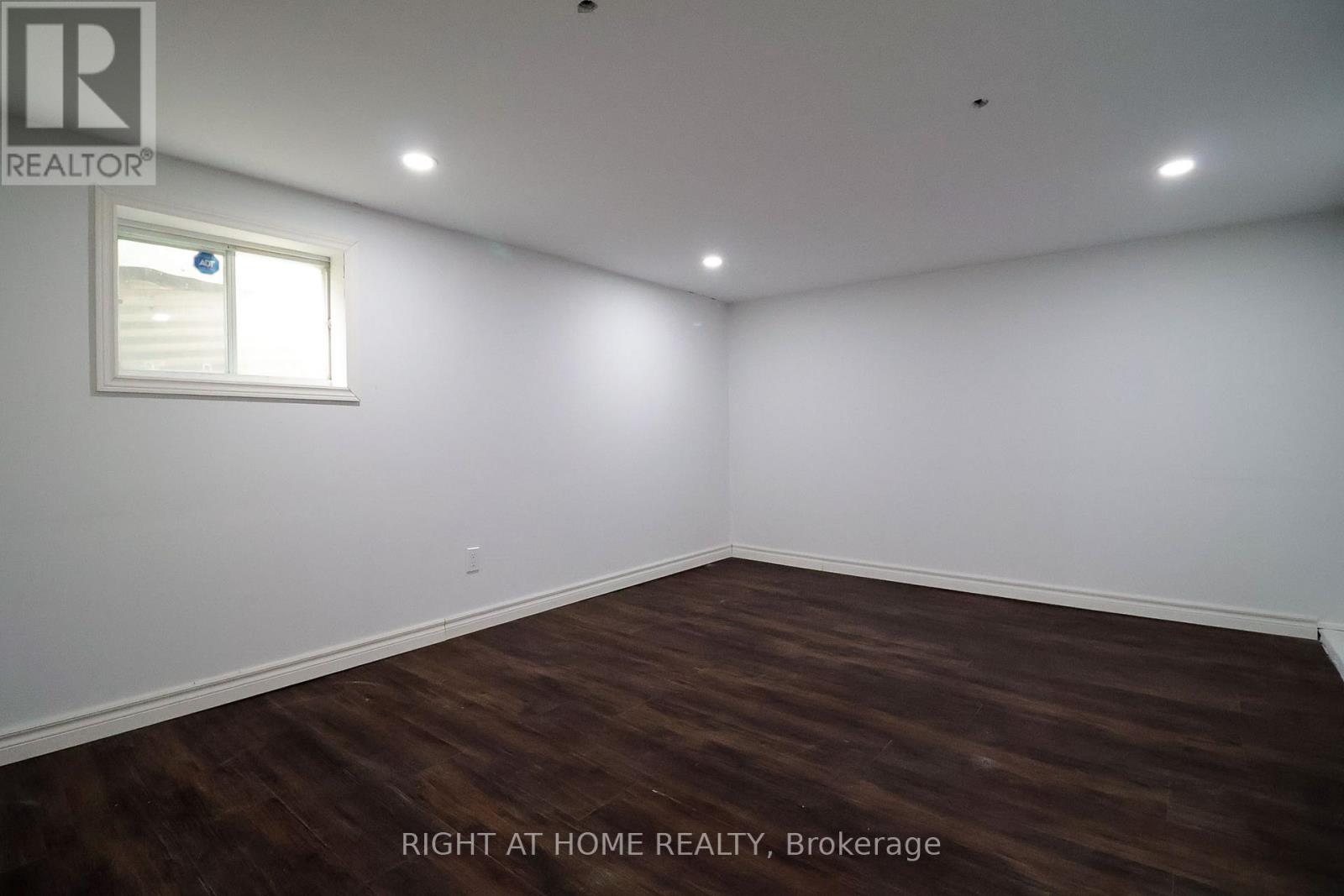 1327 Commerce Street, Pickering, Ontario  L1W 1E1 - Photo 23 - E13743250