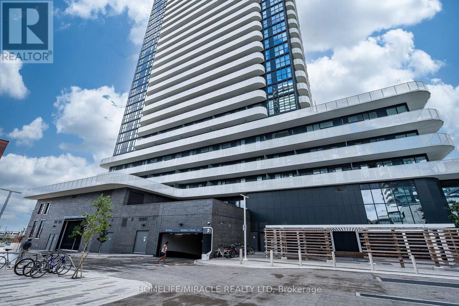 1003 - 195 COMMERCE STREET, Vaughan, Ontario