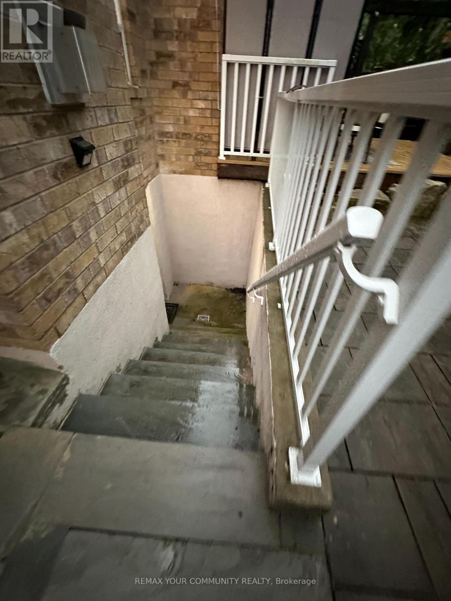 Lower - 9 Allysum Court, Richmond Hill, Ontario  L4E 4M7 - Photo 5 - N13743224